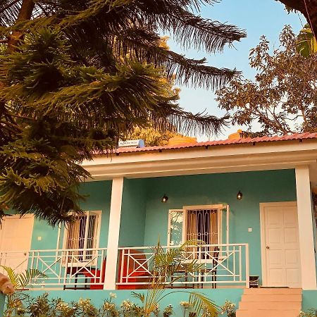 Stan-Inn, North Goa, Vagator, With Strong Wifi,Free Private Parking & Kitchen, Can Cook Where You Stay Eksteriør billede